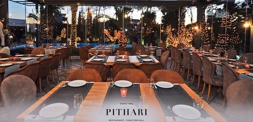 Pithari Psarotaverna seafood restaurant