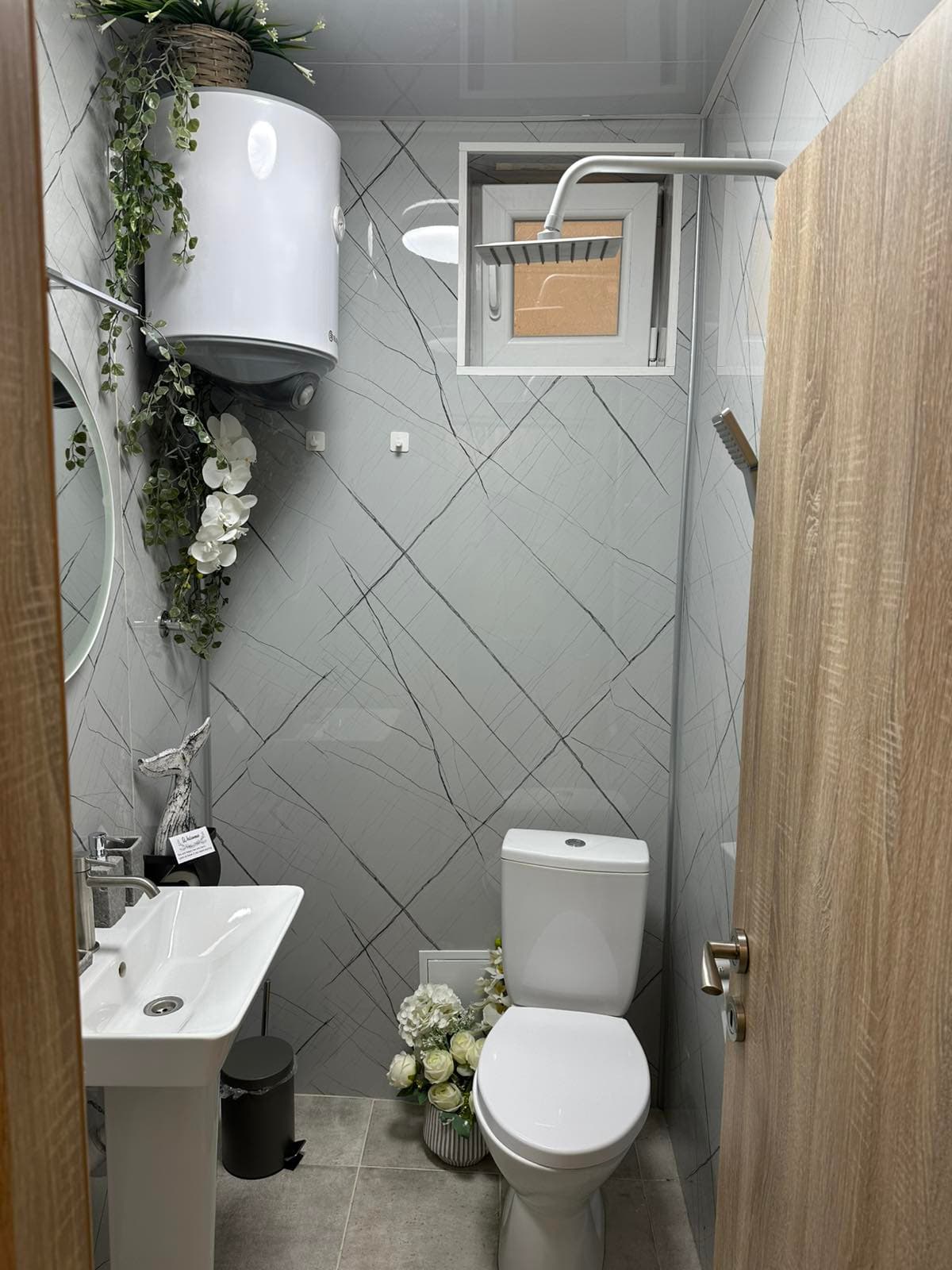 Abstract Studio interior view 21