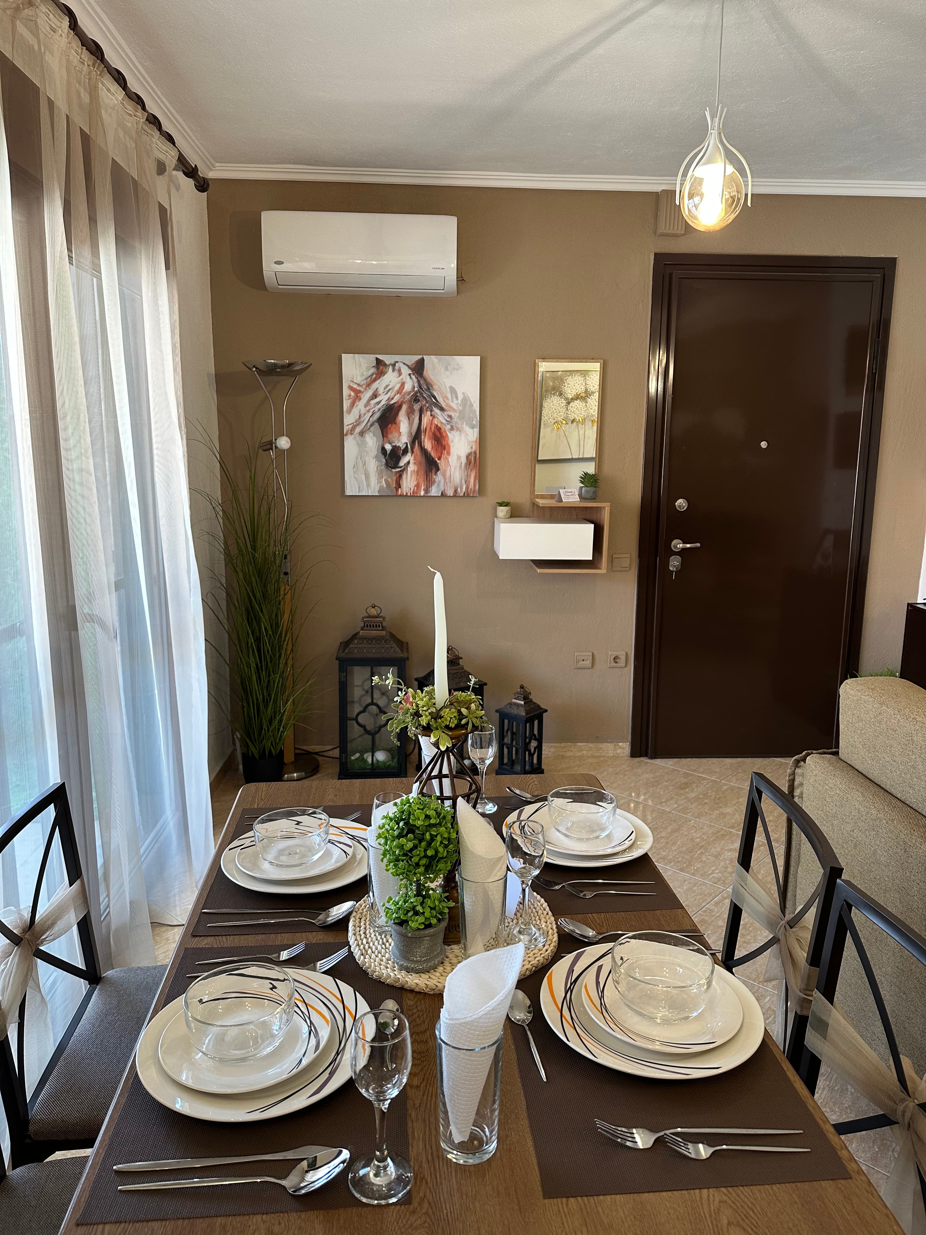 Living area with table